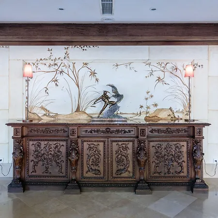 ホテル Conimbriga Do Paco 4*