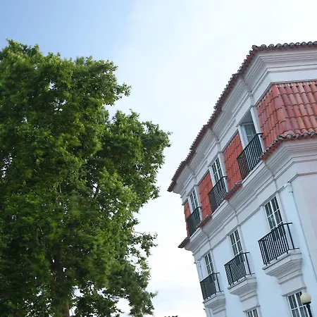 Conimbriga Do Paco ホテル 4*