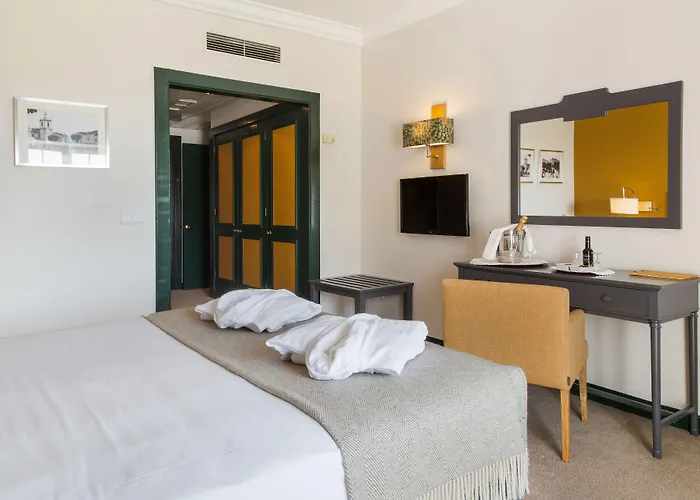 Conimbriga Do Paco 4*