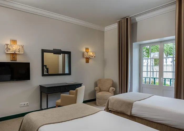 Conimbriga Do Paco Hotell 4*